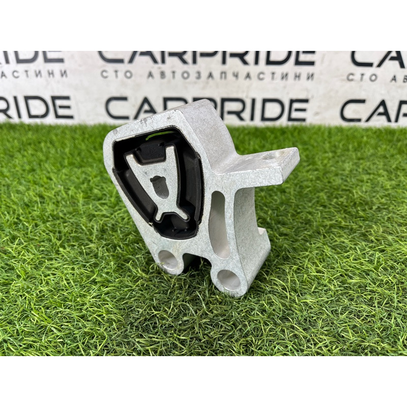 Подушка двигателя (двигатель и элементы) Mercedes-Benz EQB 350 X243 2022 A2432402800