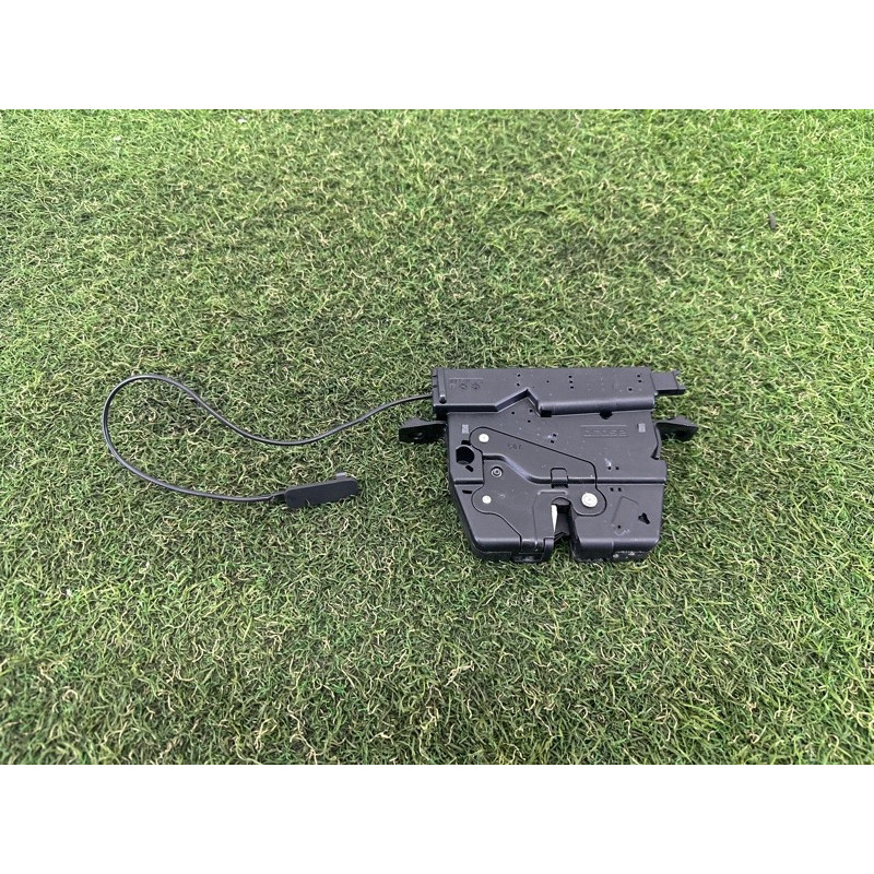 Замок багажника (кузов и элементы) BMW X1 E84 2014 2.0 51247200511