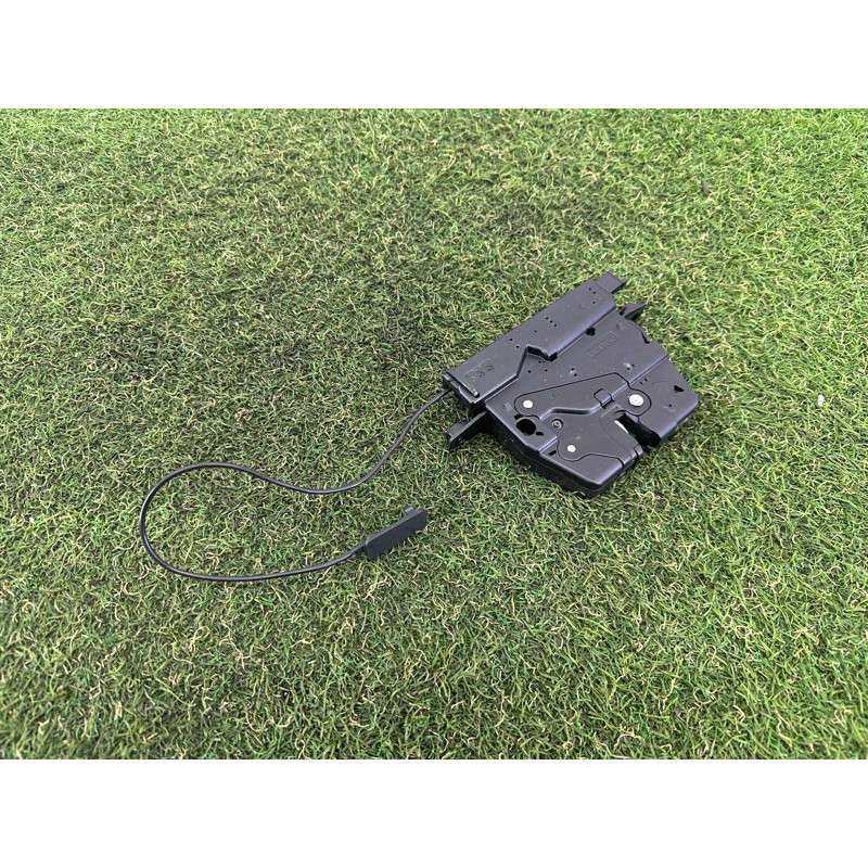 Замок багажника (кузов и элементы) BMW X1 E84 2014 2.0 51247200511