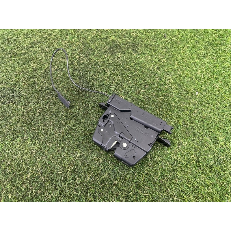 Замок багажника (кузов и элементы) BMW X1 E84 2014 2.0 51247200511