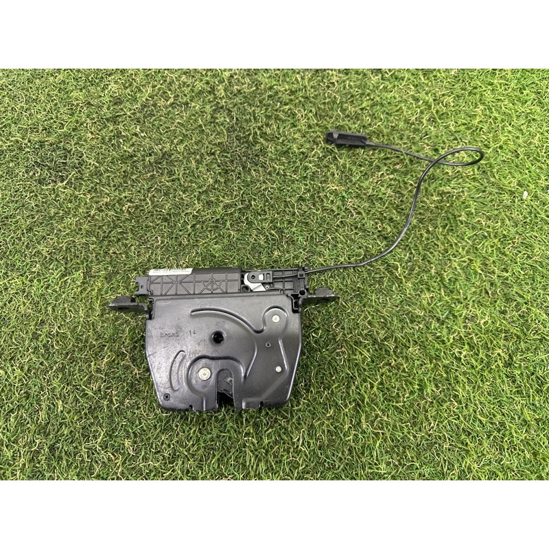 Замок багажника (кузов и элементы) BMW X1 E84 2014 2.0 51247200511