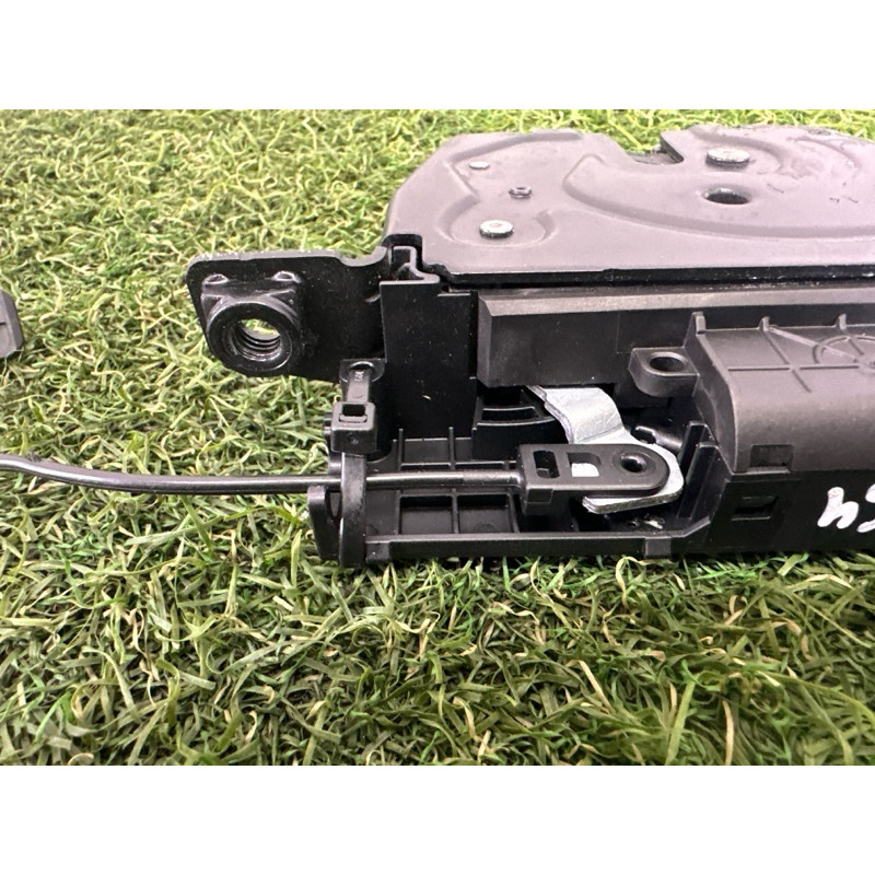 Замок багажника (кузов и элементы) BMW X1 E84 2014 2.0 51247200511