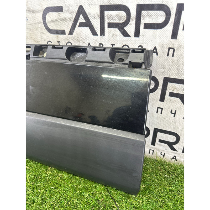 Накладка двери внешняя (кузов и элементы) LAND ROVER Range Rover L405 2016 5.0 LR048805