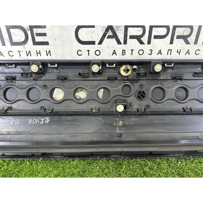 Накладка двери внешняя (кузов и элементы) LAND ROVER Range Rover L405 2016 5.0 LR048805