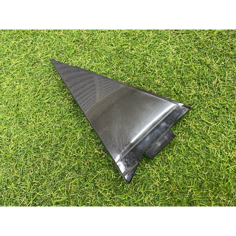 Зовнішній молдинг двері (кутник) (зовнішні елементи кузова) AUDI A4 B8 8K5853273Q