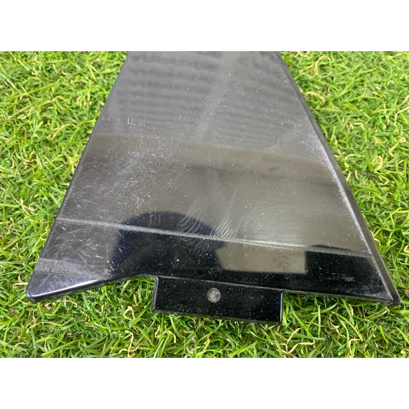 Зовнішній молдинг двері (кутник) (зовнішні елементи кузова) AUDI A4 B8 8K5853273Q