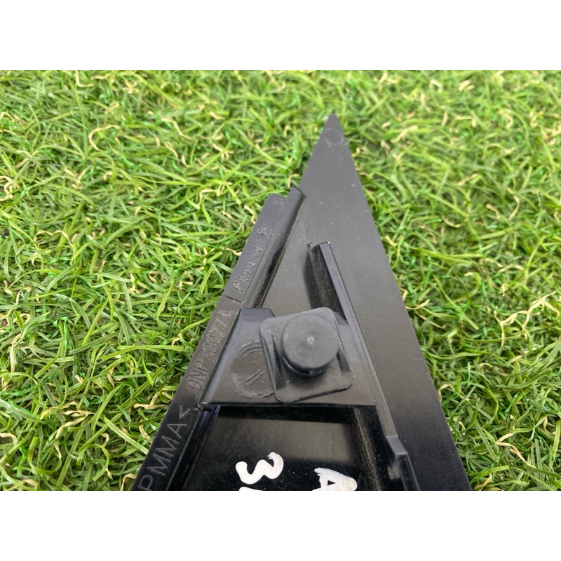 Зовнішній молдинг двері (кутник) (зовнішні елементи кузова) AUDI A4 B8 8K5853273Q