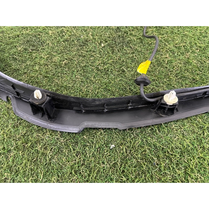 Датчик открытия багажника (электрика / датчики) LAND ROVER RANGE ROVER Sport L494 2016 3.0 Diesel LR057185