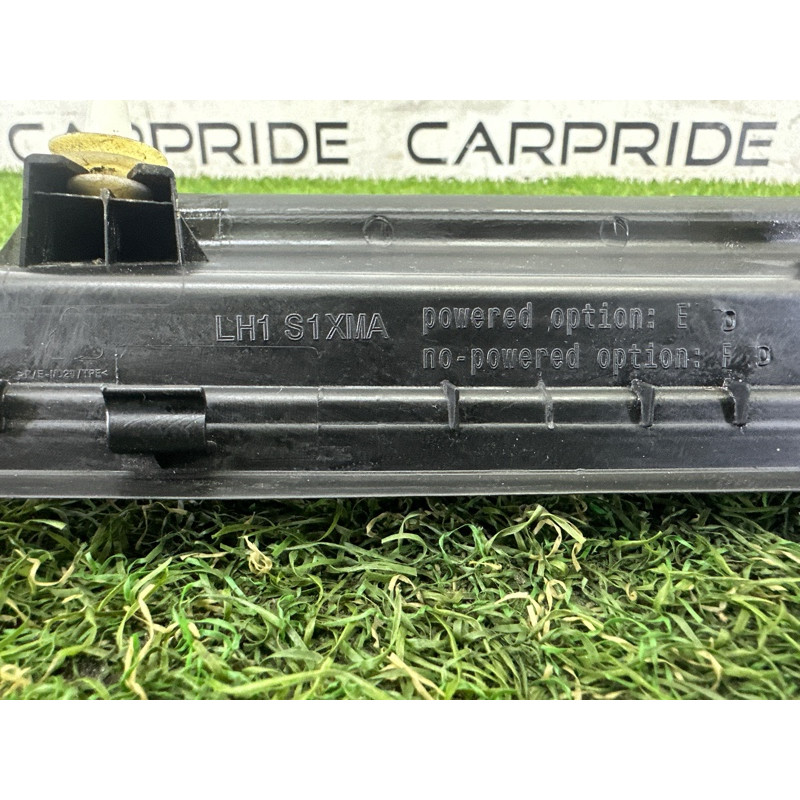 Датчик открытия багажника (электрика / датчики) LAND ROVER RANGE ROVER Sport L494 2016 3.0 Diesel LR057185