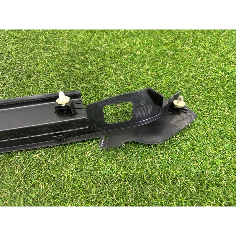 Датчик открытия багажника (электрика / датчики) LAND ROVER RANGE ROVER Sport L494 2016 3.0 Diesel LR056951