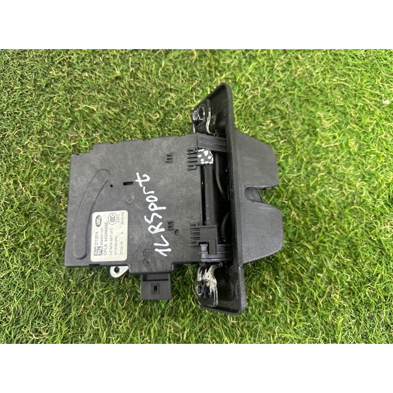 Замок багажника (кузов и элементы) LAND ROVER RANGE ROVER Sport L494 2016 3.0 Diesel LR070126