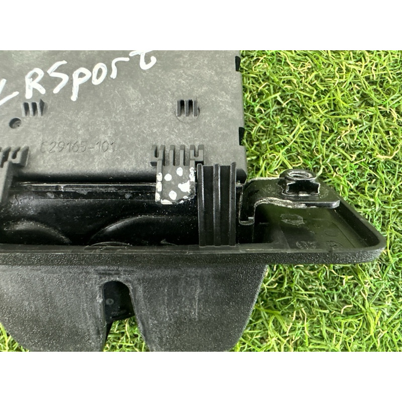 Замок багажника (кузов и элементы) LAND ROVER RANGE ROVER Sport L494 2016 3.0 Diesel LR070126
