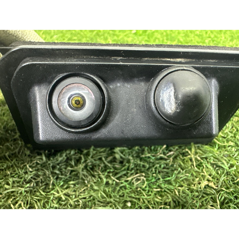 Камера заднего вида (закрытая категория) LAND ROVER RANGE ROVER Sport L494 2016 3.0 Diesel LR084379