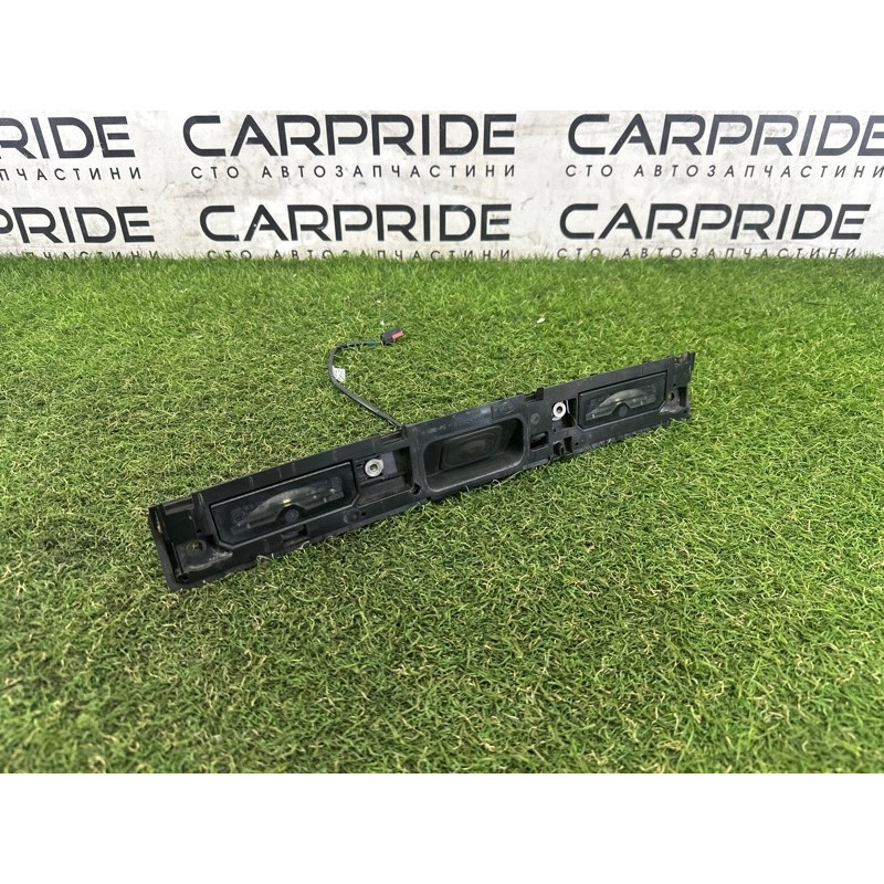 Панель подсветки номера (кузов и элементы) LAND ROVER RANGE ROVER Sport L494 2016 3.0 Diesel LR045165