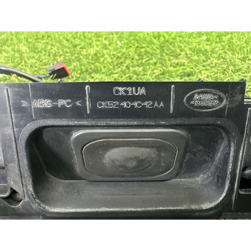 Панель подсветки номера (кузов и элементы) LAND ROVER RANGE ROVER Sport L494 2016 3.0 Diesel LR045165