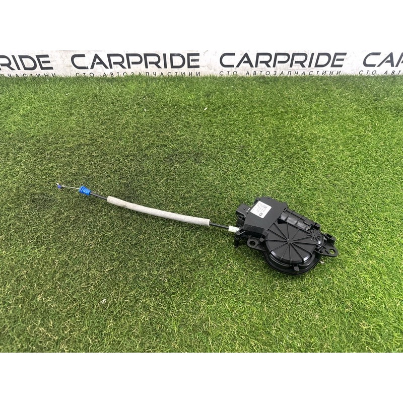 Привод замка багажника (электрика) LAND ROVER RANGE ROVER Sport L494 2016 3.0 Diesel LR090185