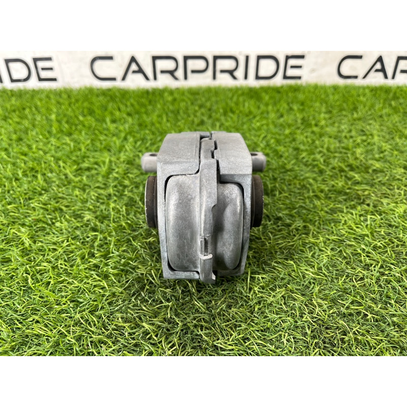 Подушка двигателя (двигатель и элементы) Mercedes-Benz EQB 350 X243 2022 A2432404400