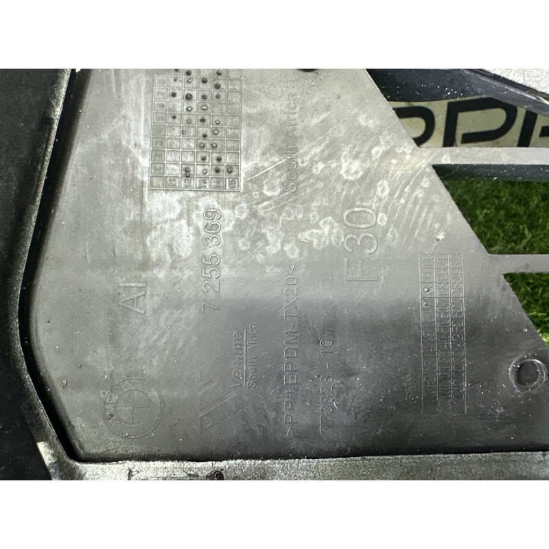 Бампер (наружные элементы кузова) BMW 3-series F30 2015 2.0 51117293011