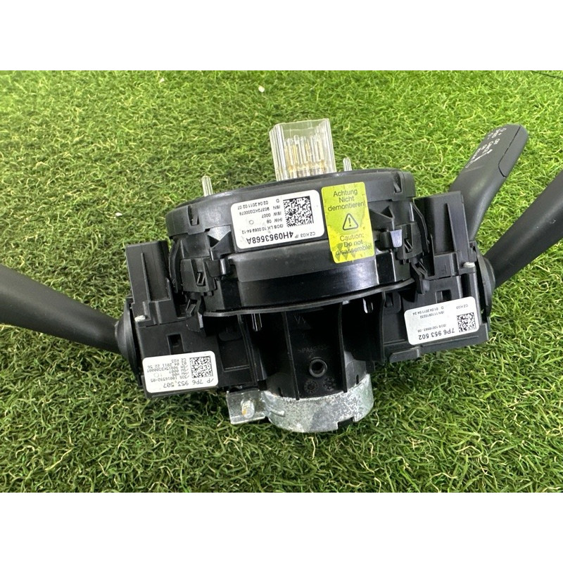 Блок подрулевых переключателей (электрика) Volkswagen Touareg NF 2011 3.6 4H0953568HZ01