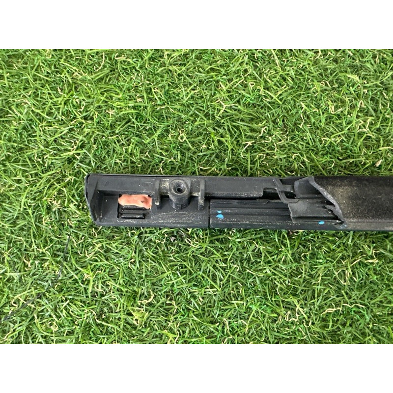 Молдинг стекла (кузов и элементы) LAND ROVER Range Rover L405 2016 5.0 LR034034