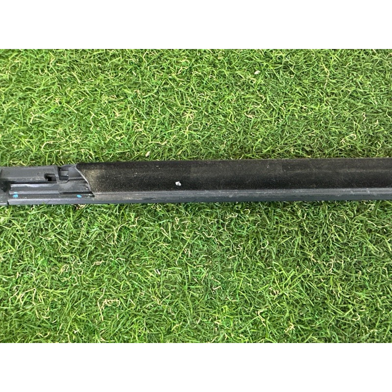 Молдинг стекла (кузов и элементы) LAND ROVER Range Rover L405 2016 5.0 LR034034