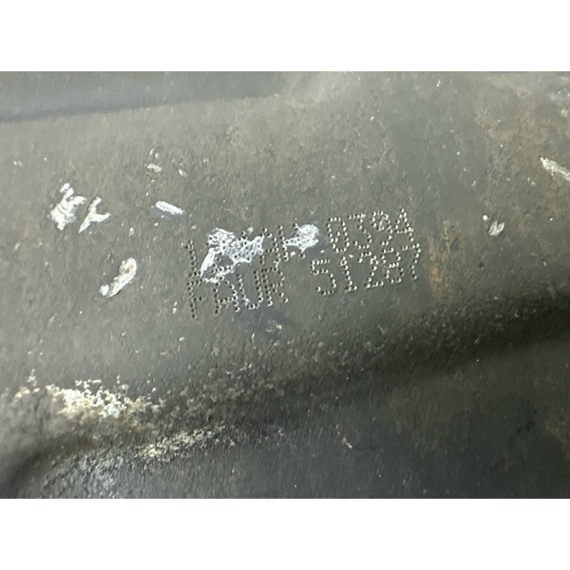 Глушитель (выпускная система) Jeep Grand Cherokee WK2 2014 3.0 Diesel 5147124AH