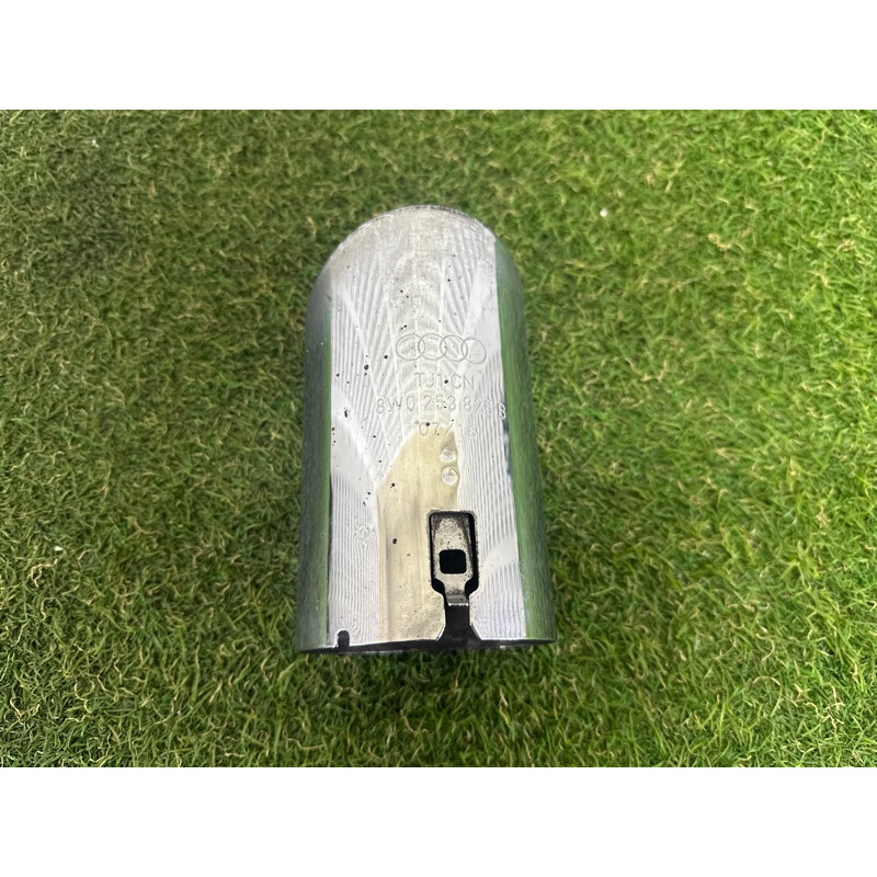 Насадка глушителя (выпускная система) AUDI A4 B9 2017 2.0 TFSI 8W0071762