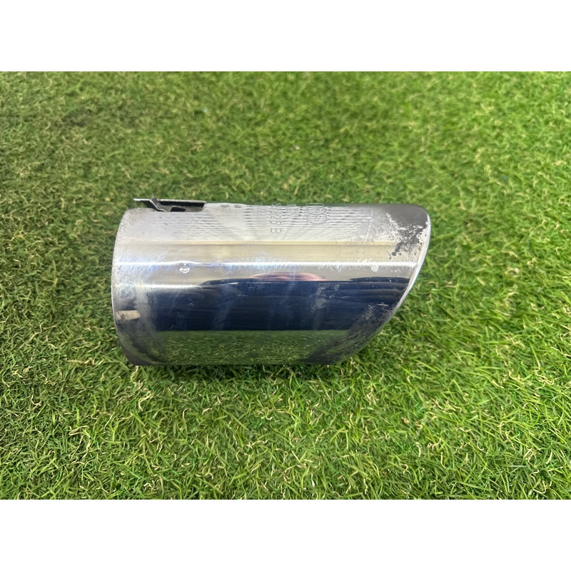 Насадка глушителя (выпускная система) AUDI A4 B9 2017 2.0 TFSI 8W0071762