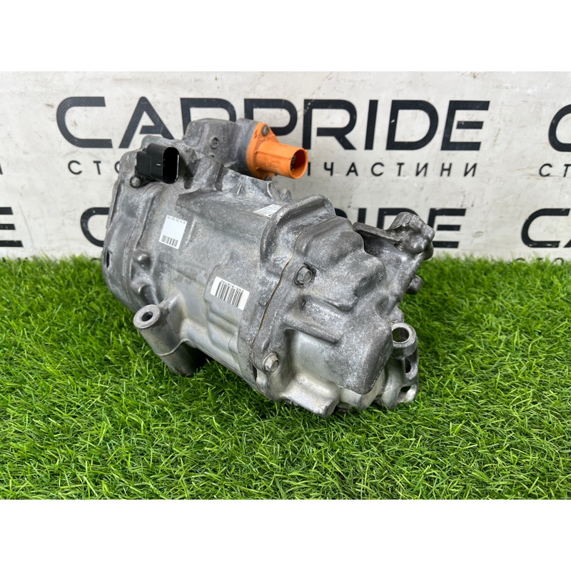 Компрессор кондиционера (отопление и кондиционирование) Mercedes-Benz EQB 350 X243 2022 A0008307804