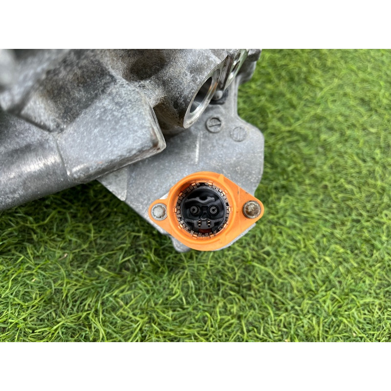 Компрессор кондиционера (отопление и кондиционирование) Mercedes-Benz EQB 350 X243 2022 A0008307804