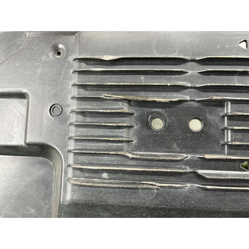 Защита днища (кузов и элементы) Mercedes-Benz EQB 350 X243 2022 A2436802101