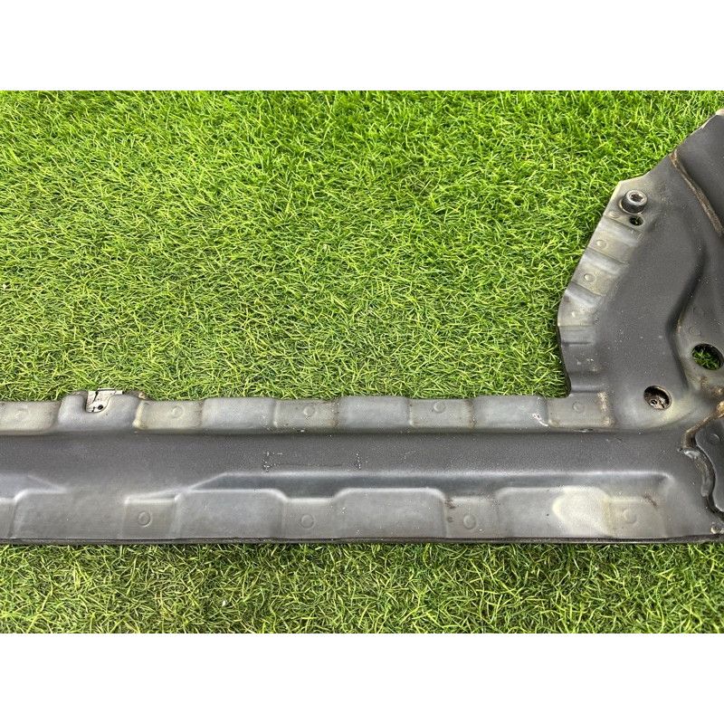 Кронштейн радиатора (кузов и элементы) Mercedes-Benz EQB 350 X243 2022 A2436203600