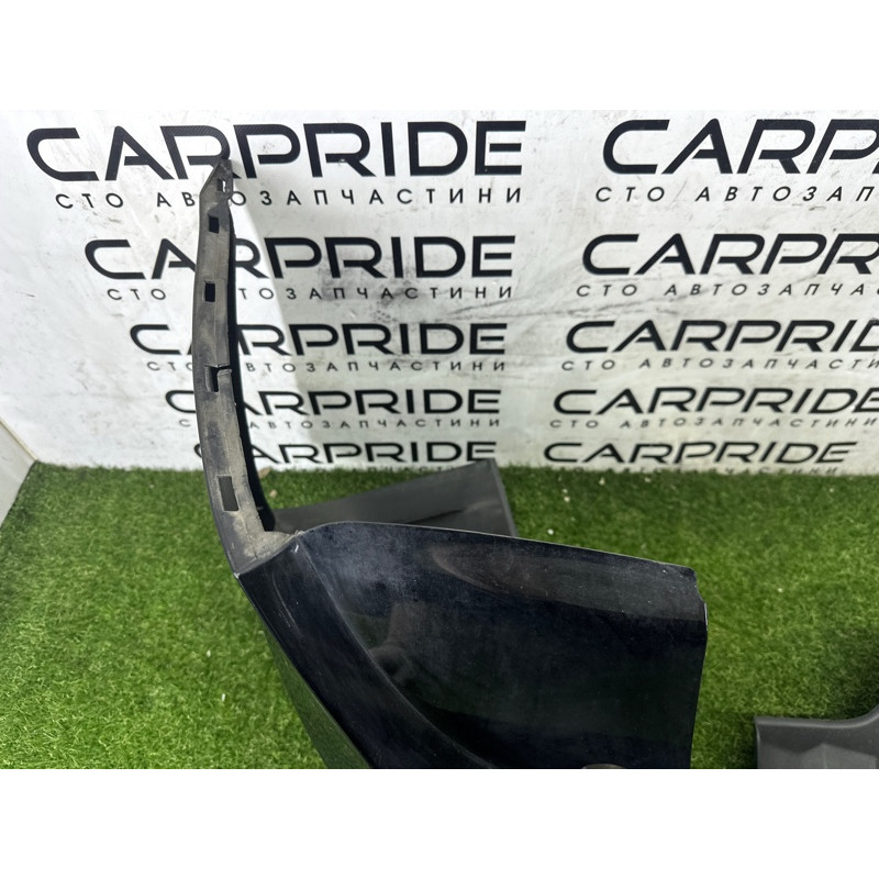 Бампер (наружные элементы кузова) AUDI Q5 8R 2010 3.2 CALB 8R0807303GRU