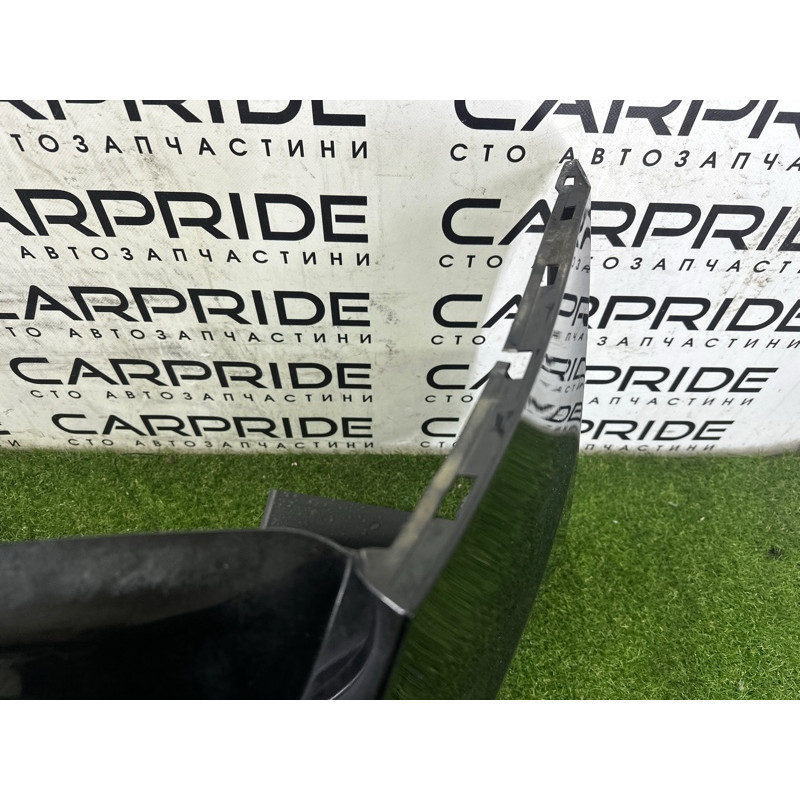 Бампер (наружные элементы кузова) AUDI Q5 8R 2010 3.2 CALB 8R0807303GRU