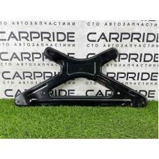 Кронштейн подрамника