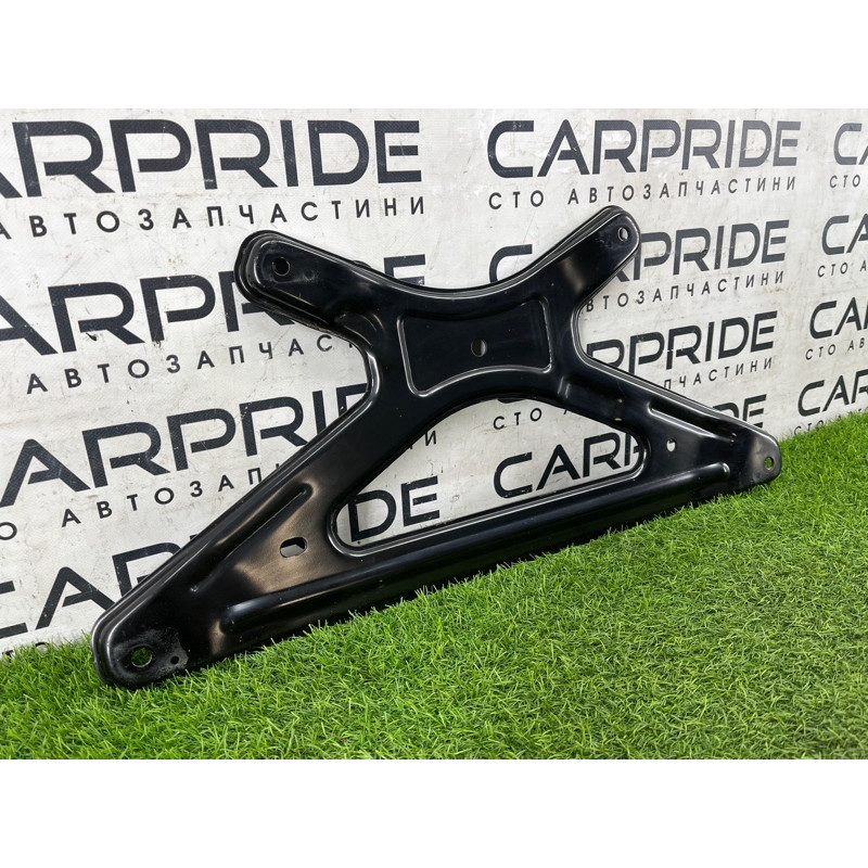 Кронштейн подрамника (подвеска) Mercedes-Benz EQB 350 X243 2022 A2433523300