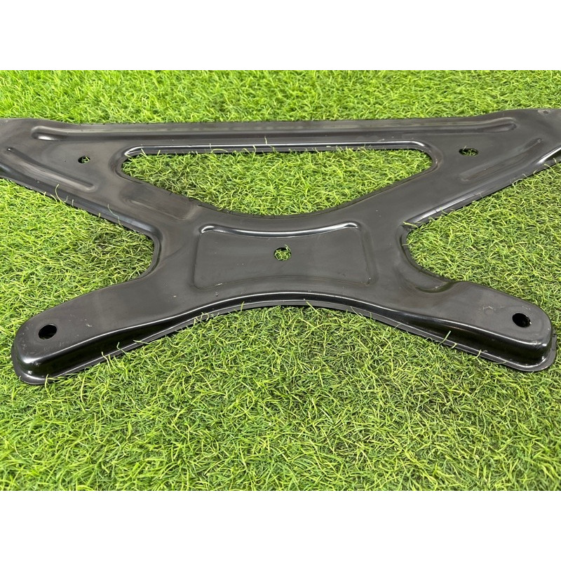 Кронштейн подрамника (подвеска) Mercedes-Benz EQB 350 X243 2022 A2433523300