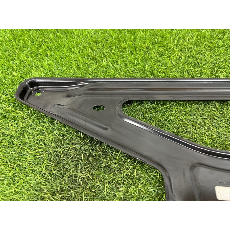 Кронштейн подрамника (подвеска) Mercedes-Benz EQB 350 X243 2022 A2433523300