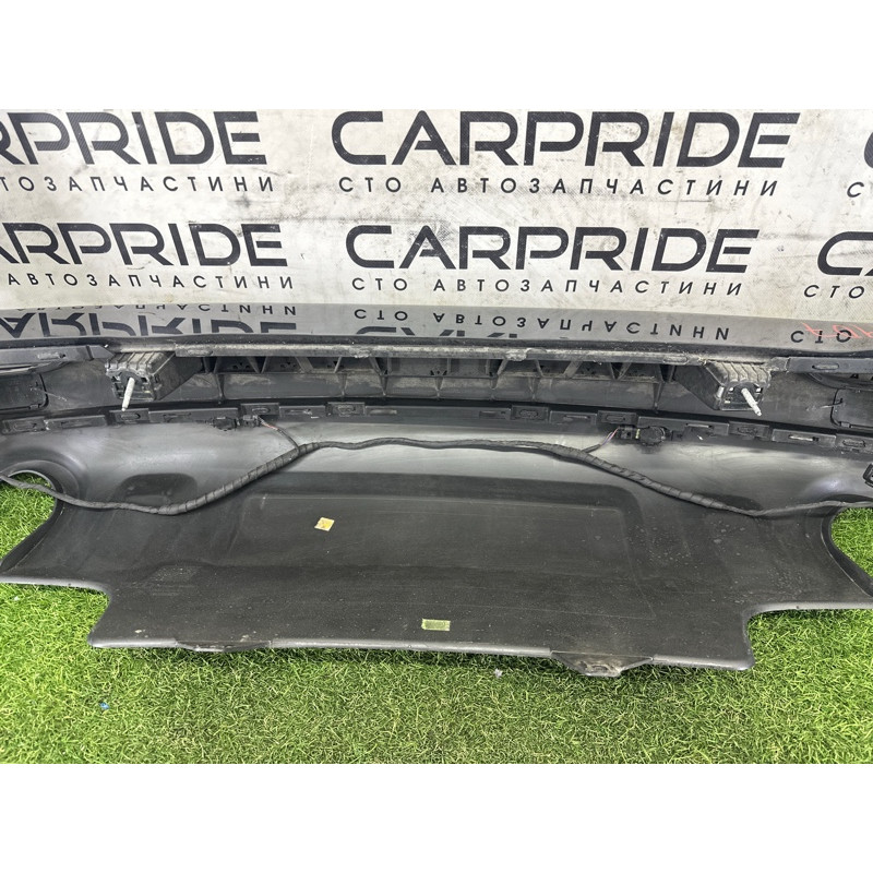 Бампер (наружные элементы кузова) AUDI Q5 8R 2010 3.2 CALB 8R0807303GRU