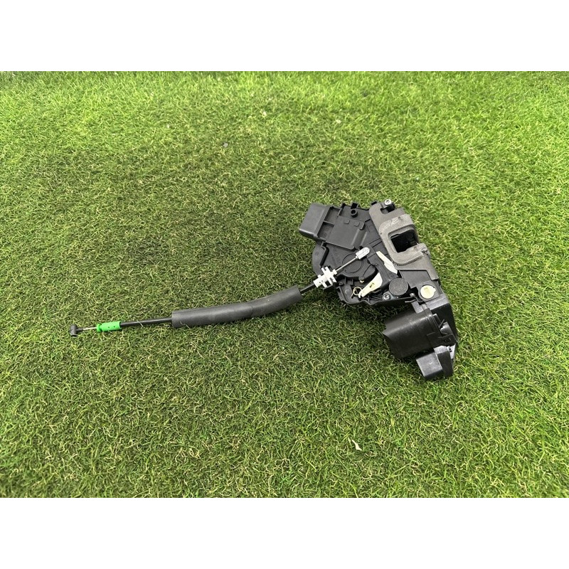 Замок дверей (кузов и элементы) LAND ROVER Range Rover Evoque L538 2016 2.0 LR077832