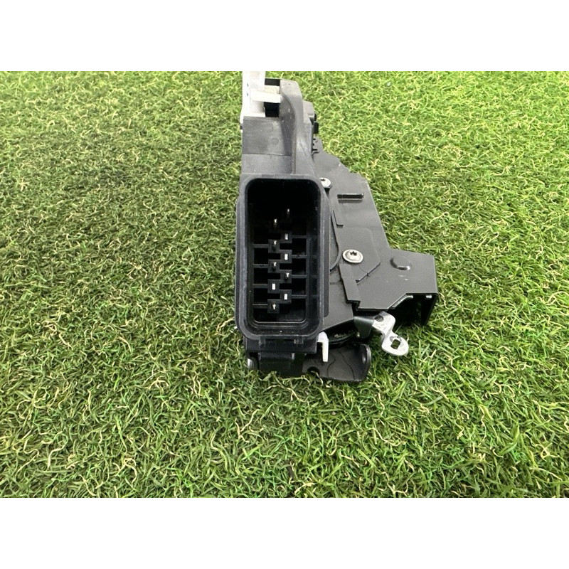 Замок дверей (кузов и элементы) LAND ROVER Range Rover Evoque L538 2016 2.0 LR077832