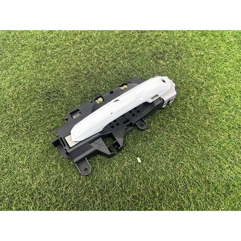 Ручка двери внешняя (кузов и элементы) AUDI A4 B9 2017 2.0 TFSI 8W1837239GRU