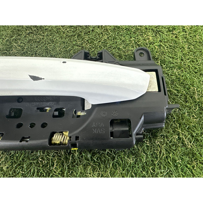 Ручка двери внешняя (кузов и элементы) AUDI A4 B9 2017 2.0 TFSI 8W1837239GRU