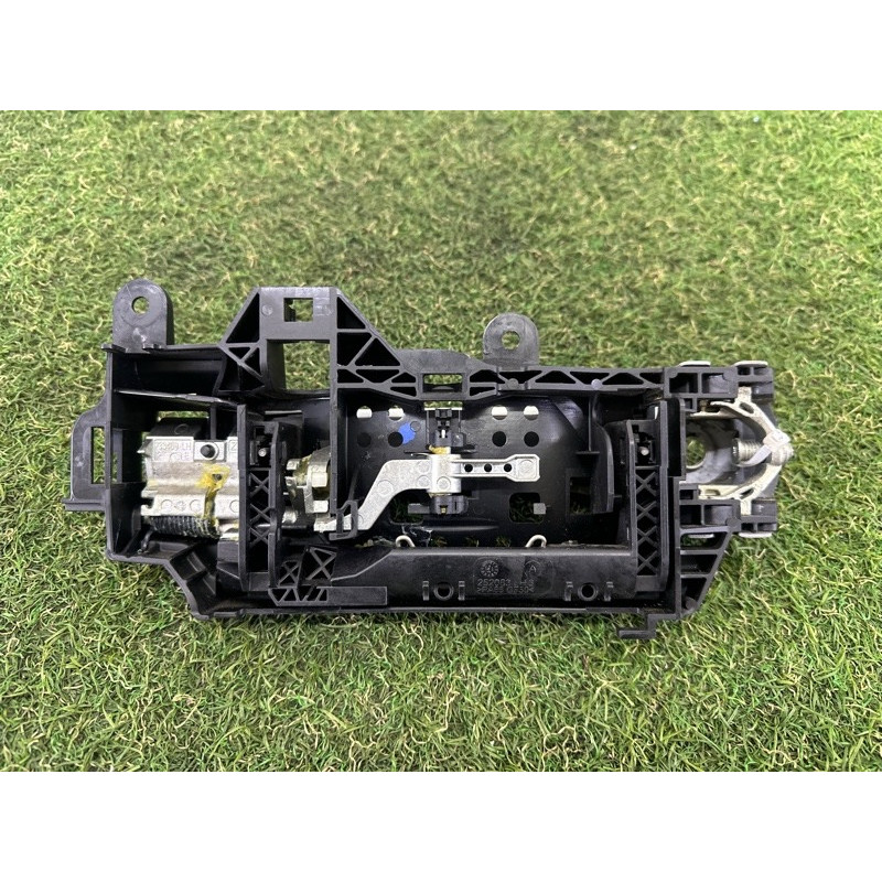 Ручка двери внешняя (кузов и элементы) AUDI A4 B9 2017 2.0 TFSI 8W1837239GRU