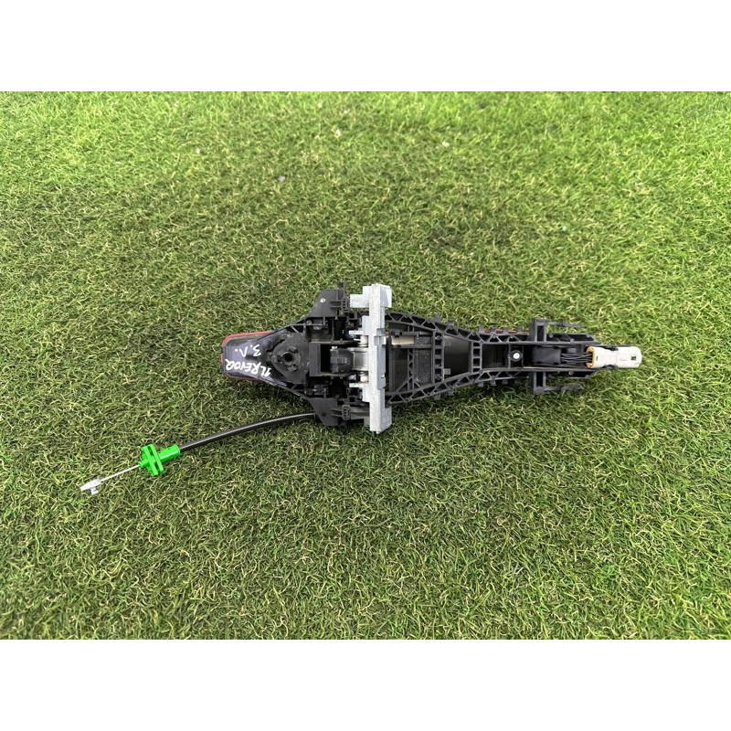 Ручка двері зовнішня (кузов и элементы) LAND ROVER Range Rover Evoque L538 2016 2.0 LR061200