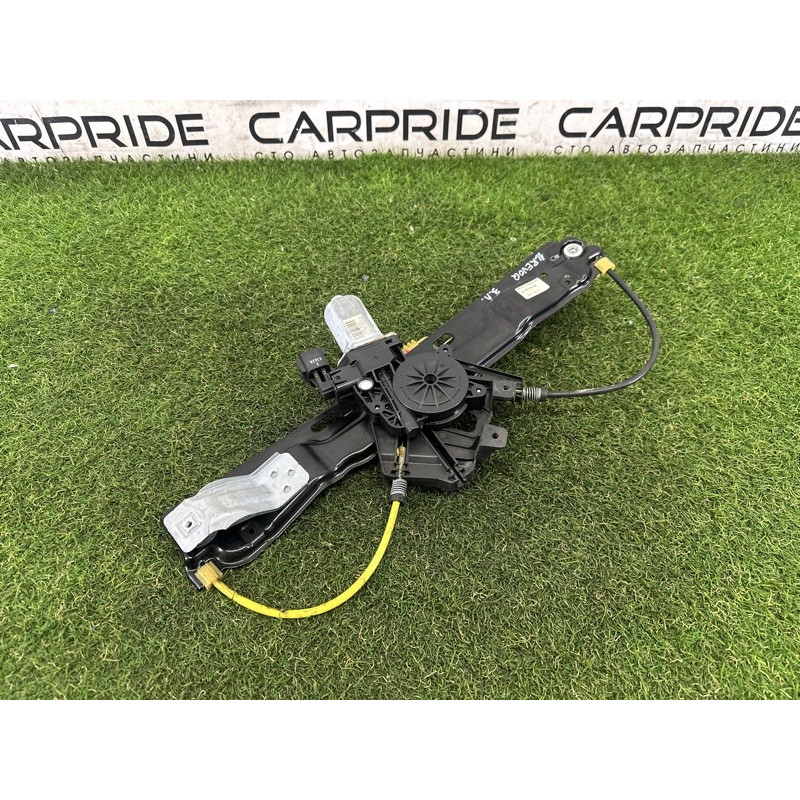 Механізм склопідйомника з мотором (кузов и элементы) LAND ROVER Range Rover Evoque L538 2016 2.0 LR068000