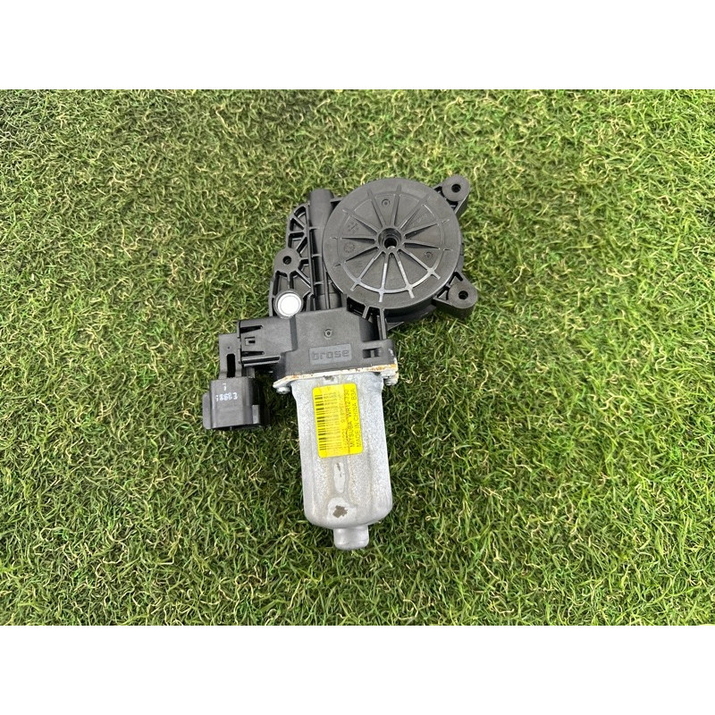 Мотор стеклоподъемника (электрика) LAND ROVER Range Rover Evoque L538 2016 2.0 LR031660