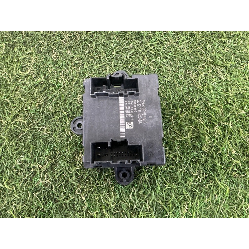 Блок управления дверьми (электрика / блоки управления) LAND ROVER Range Rover Evoque L538 2016 2.0 LR083080