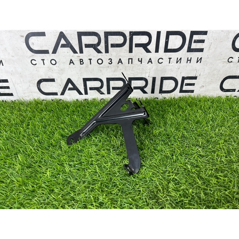 Кронштейн блока ABS (тормозная система) Mercedes-Benz EQB 350 X243 2022 A1774303300