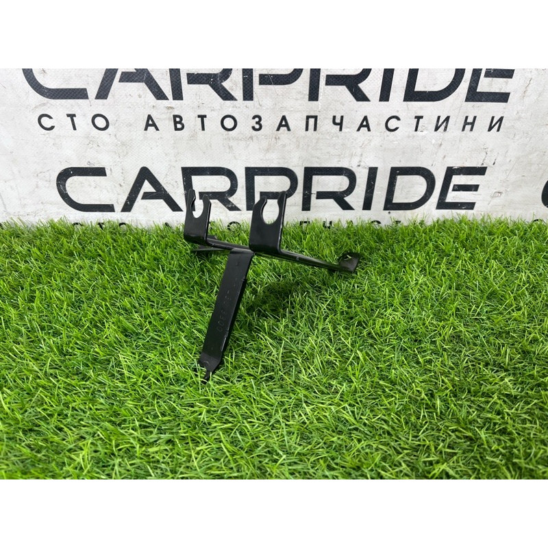 Кронштейн блока ABS (тормозная система) Mercedes-Benz EQB 350 X243 2022 A1774303300